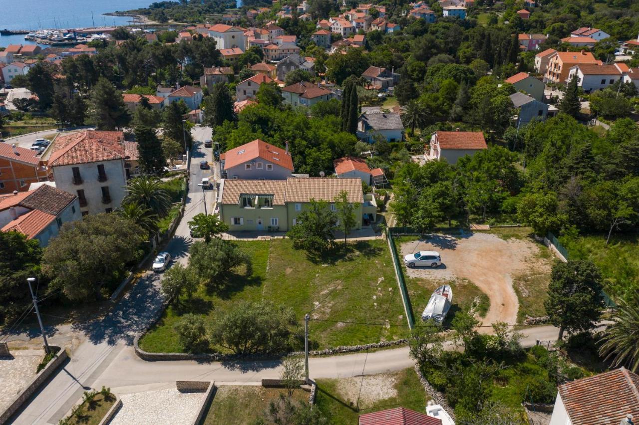 Apartmani Danica Nerezine Exterior photo