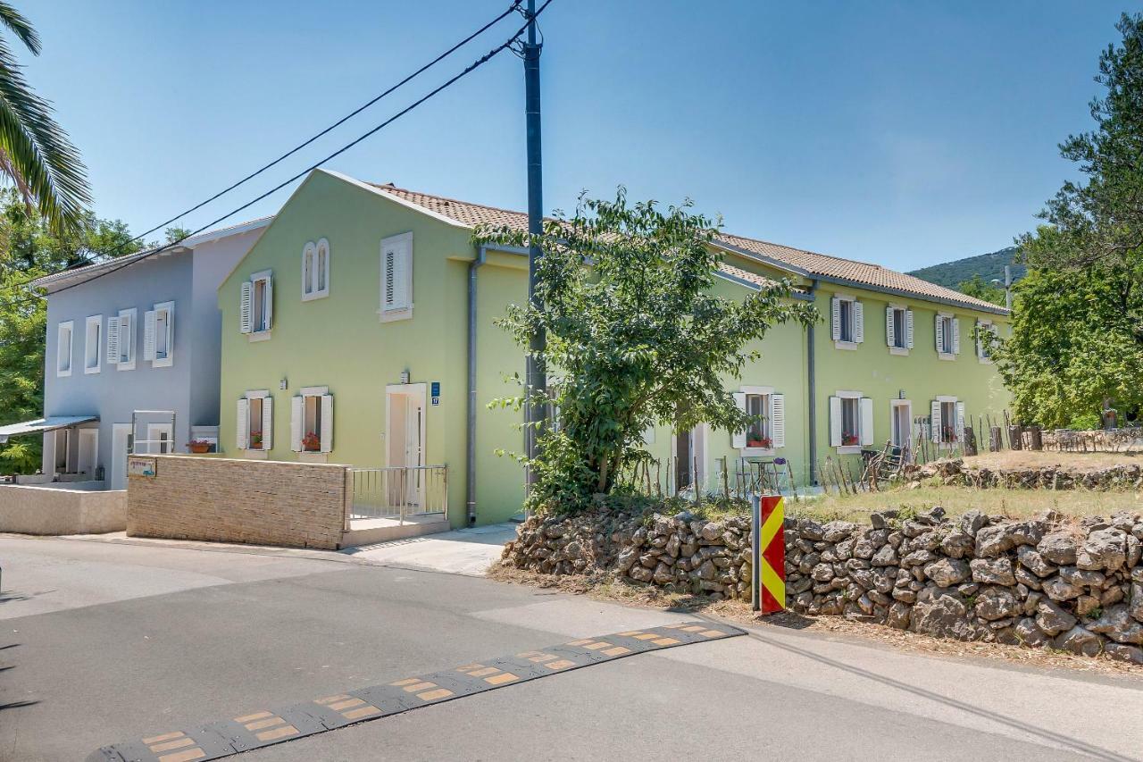 Apartmani Danica Nerezine Exterior photo